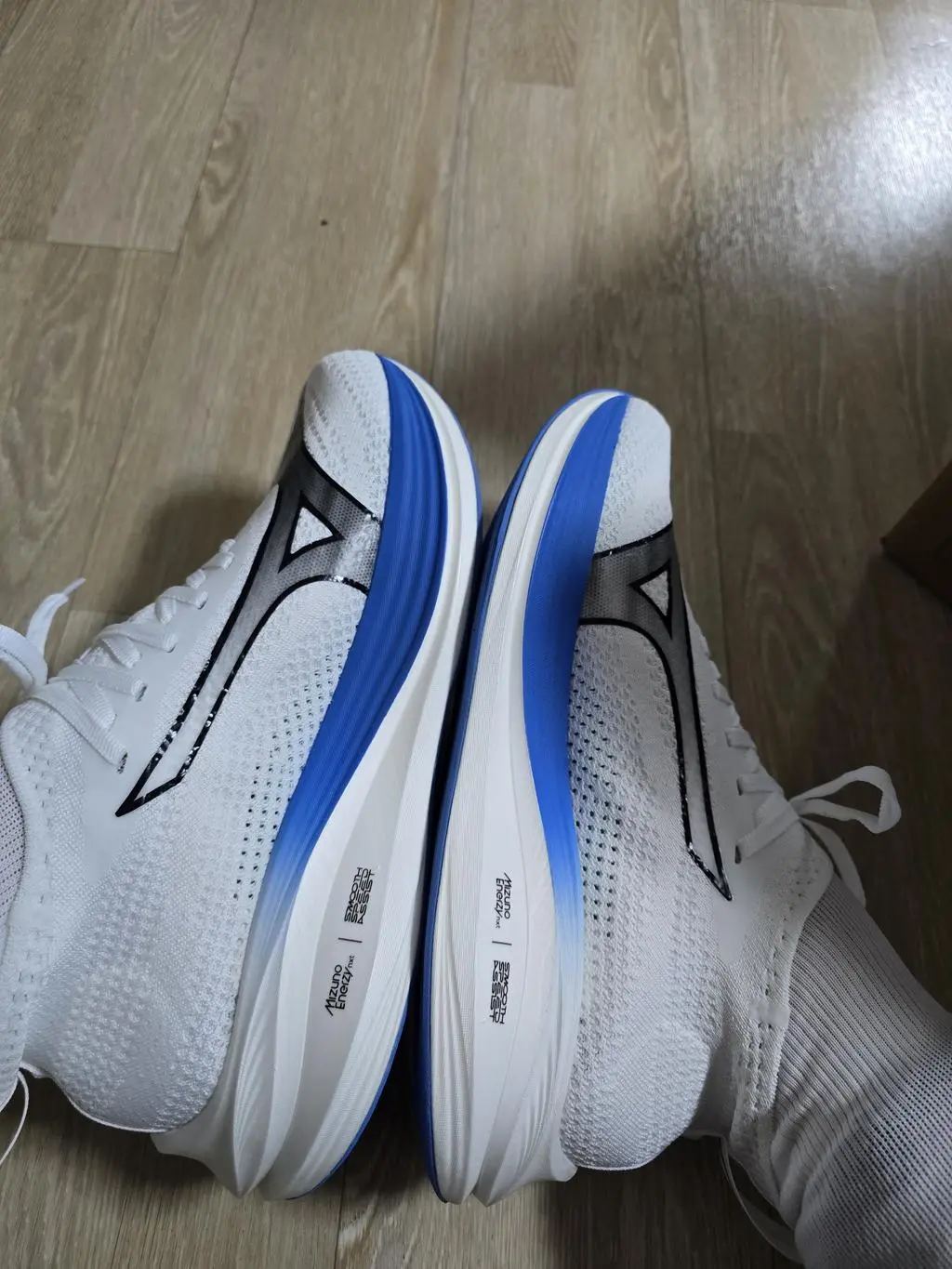 진짜좋아요 발에 땀이차도 발이 안찝찝한 느낌ㅋ 아무튼좋아요