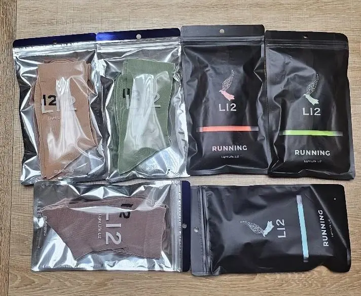 디자인 이쁘고 두꺠는 적당해보입니다.
