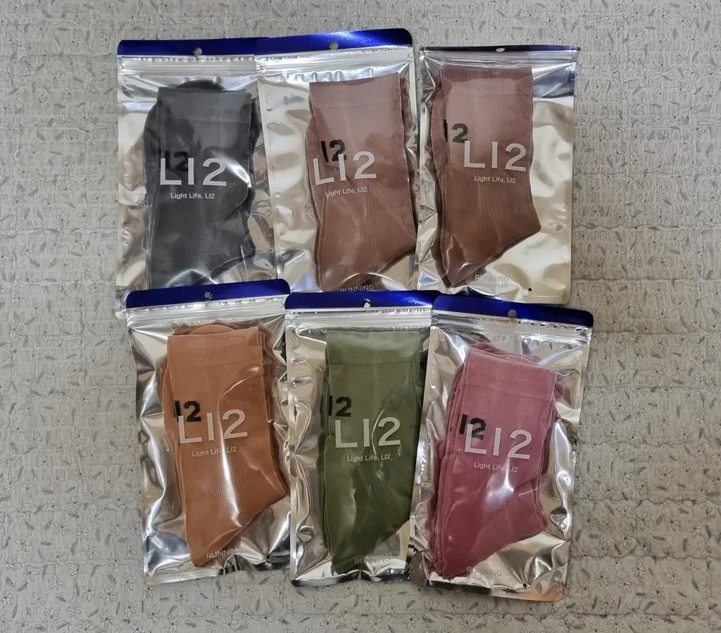 예전에 블랙 윙 러닝 크루삭스를 구매를 하고 신어보니 마음에 들어 이번에 신상 러닝 