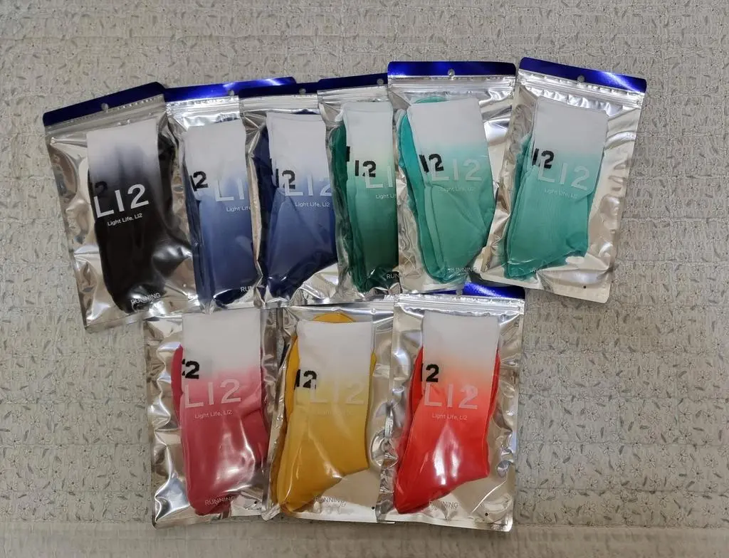 예전에 블랙 윙 러닝 크루삭스를 구매를 하고 신어보니 마음에 들어 이번에 신상 러닝 