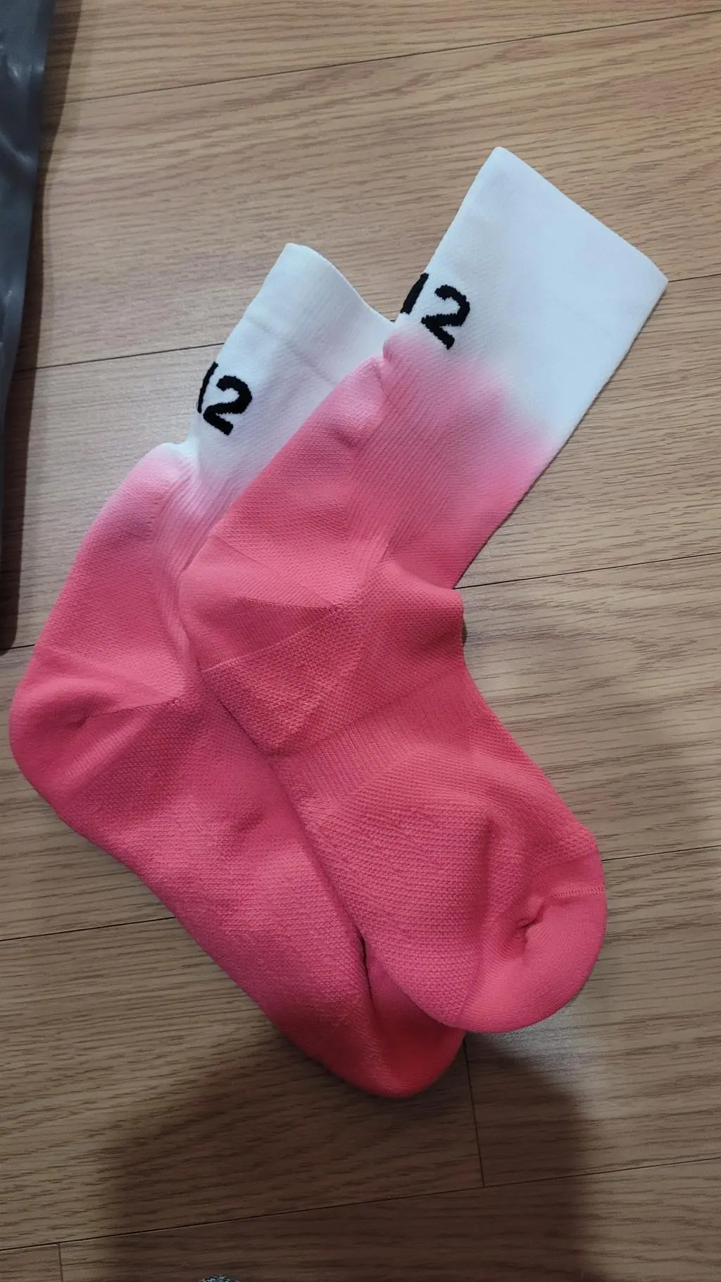 사이즈xs인데 큰것빼고는 만족합니다
