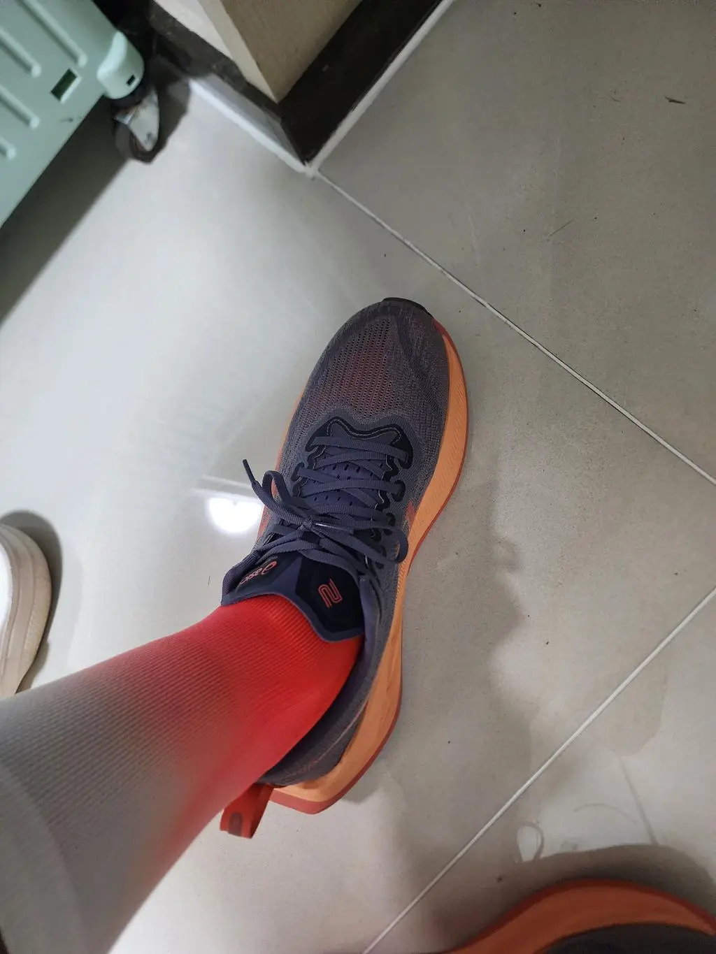 슈퍼 블라스트2 코랄 색과 깔 맞춤 할려고샀는데 잘어울리네요
