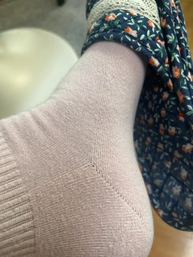 한겨울에도 발시림 없이.아주 잘 신었어요~
