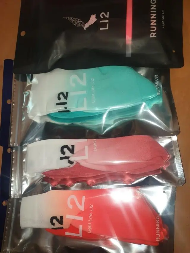 색깔도 이쁘고 착 달라붙는맛이 있네요.
