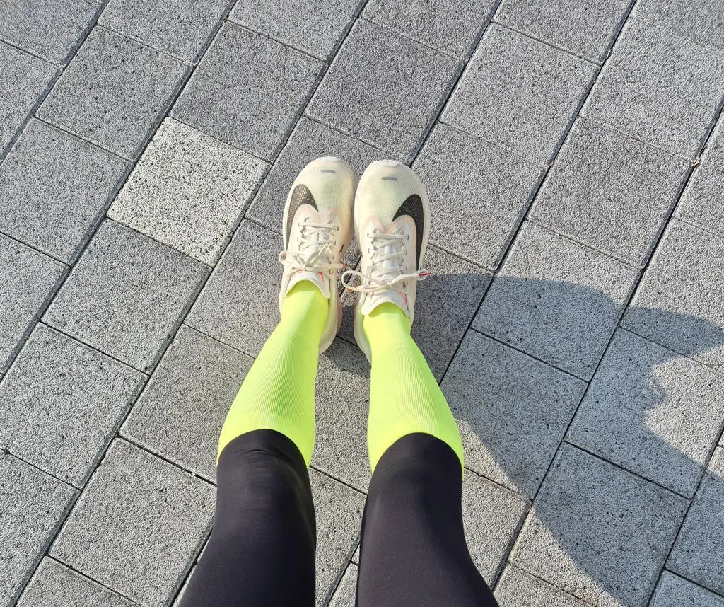 색상도 너무 예쁘고 착용감도 너무 좋아요.^^ 다음에 색깔별로 더 구매 할게요.