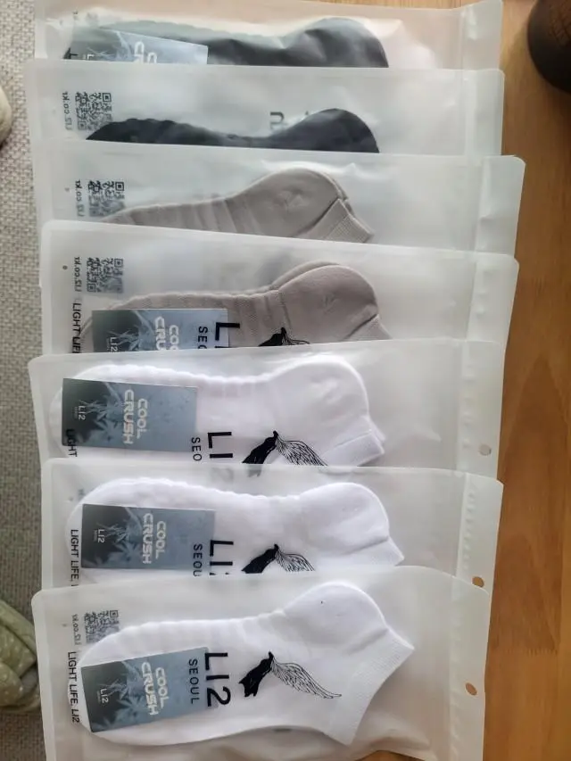 남편꺼4개 제꺼3개로 주문했습니다~발이 다른 양말에 비해 많이 편하다 그런느낌은 아직