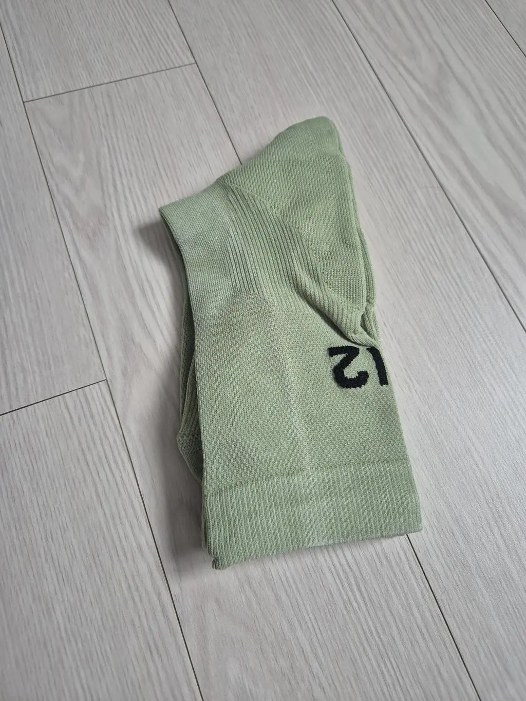 피그먼트 색감 너무 이쁘네여! 개인적으로
