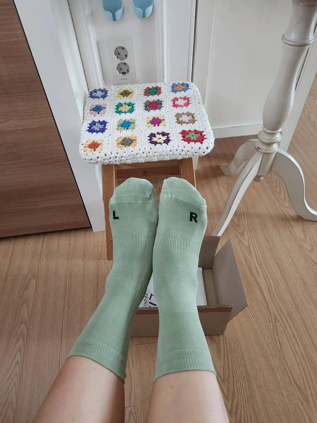 딥올리브색 정말이뻐요
