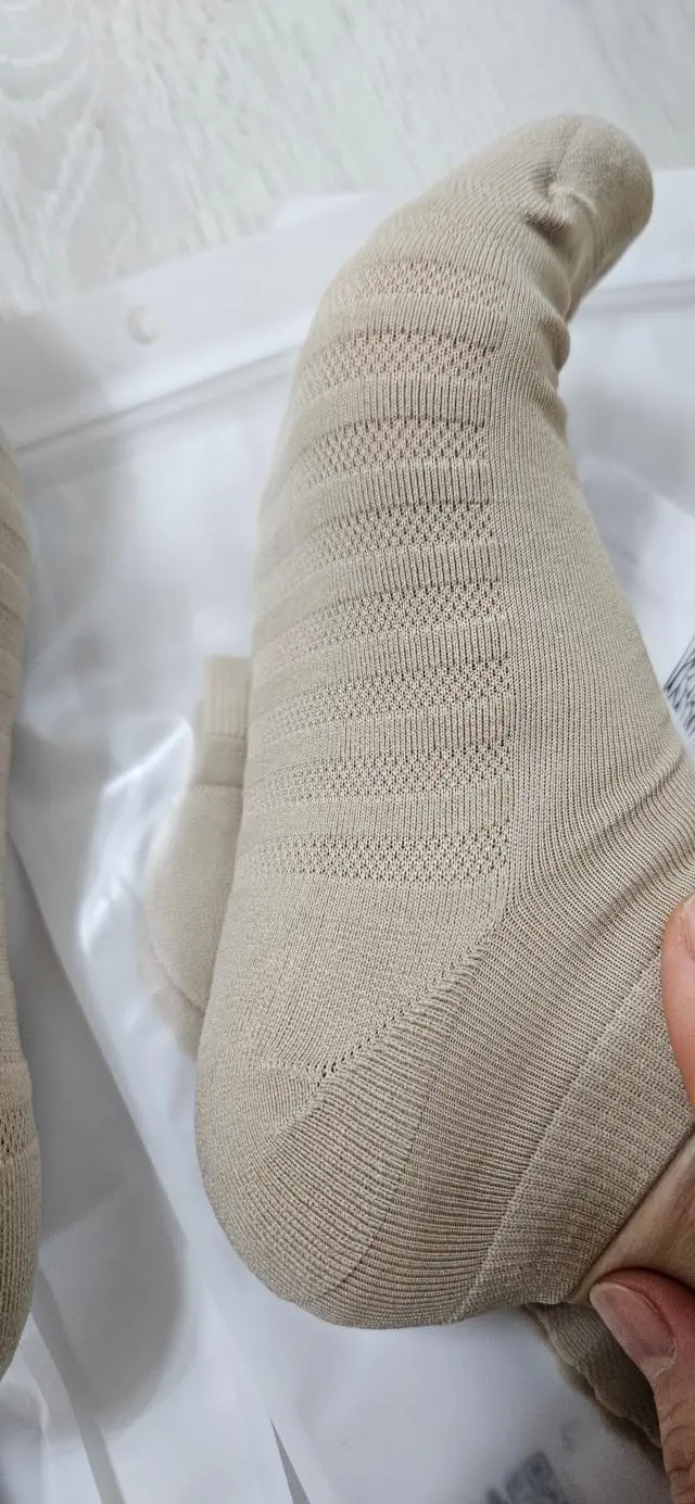 바닥 폭신하고 편해요
