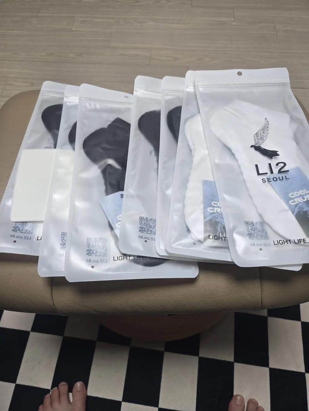 신어 보기전인데 눈으로만 봐도 편할 발을 생각하니  흐뭇합니다.