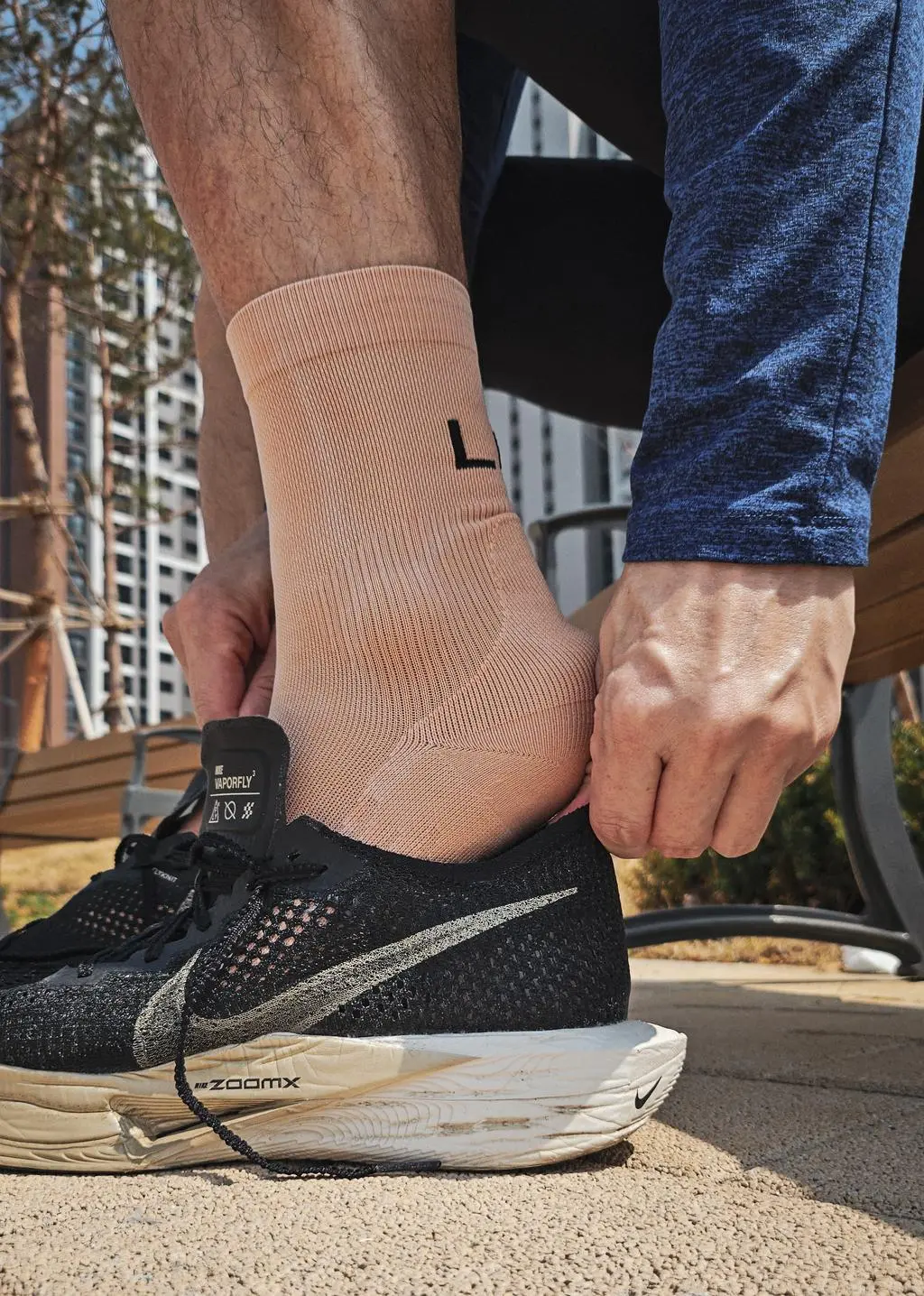 러닝양말 중 이런 워싱 양말은 리투가 유일한거 같아요 제 느낌이지만 블랙윙에 비해 탄