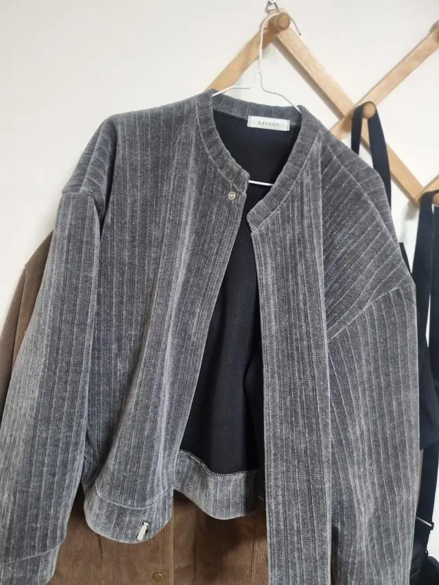 깔끔하구 너무좋넌요 초봄에입기 딱이네용
