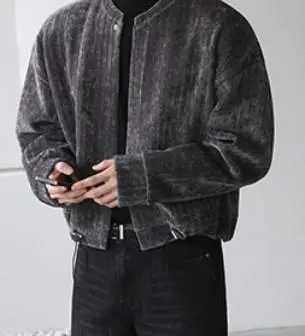 옷이 생각보다 큼 저도 덩치가 있는편인데
