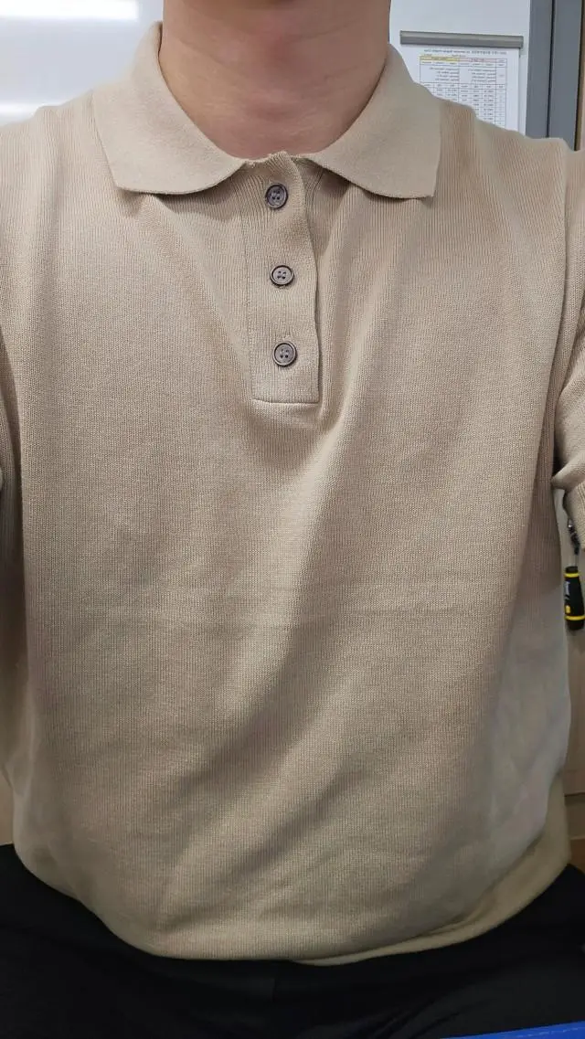 가방에 막 넣어서 사진에는 구김이 조금 있는데 깔끔하고 예쁘네요 다만 니플패치를 써