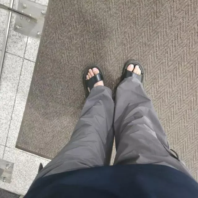 시원하고 좋슴다 여름 잘날게유
