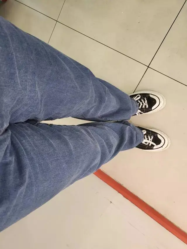 너무 편해서 매장에서 유니폼으로 입고 있어요 ㅋ
