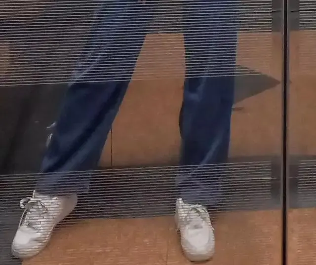 친구 선물해 줬는데 170넘는 키에도 이쁘게 잘 맞는다고 하네용~~ 친구가 큰키라서 맞는