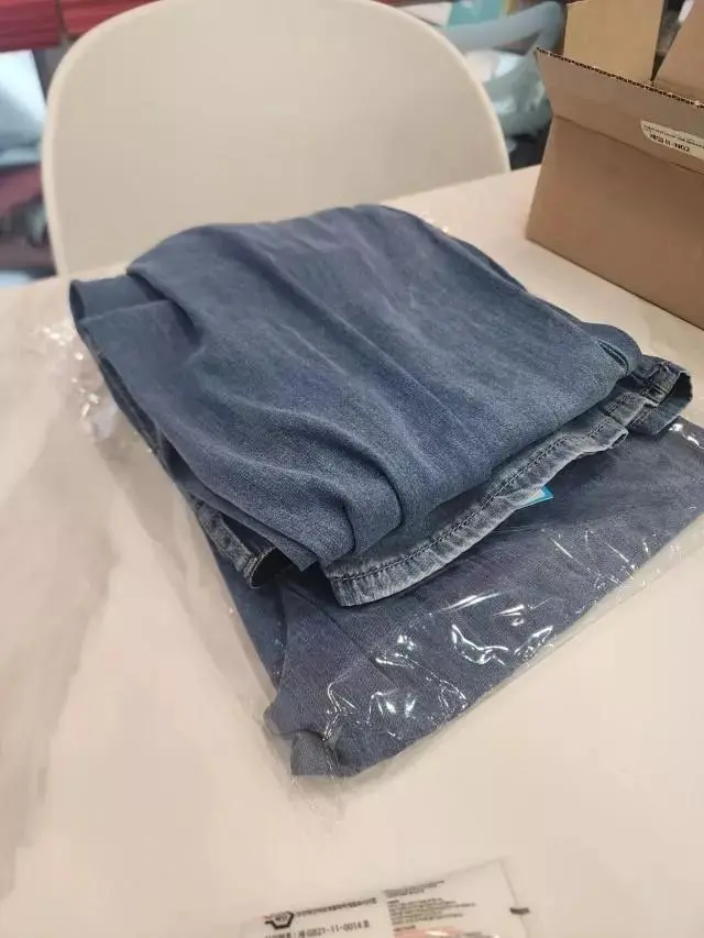 편하고이뻐용~~여름에 시원하게 잘입을게요
