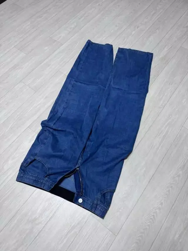 바지가 얇아서 너무 시원하고 좋아요
