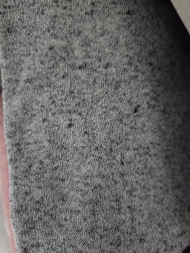 얇아서 시원해여 ㅋㅋ
