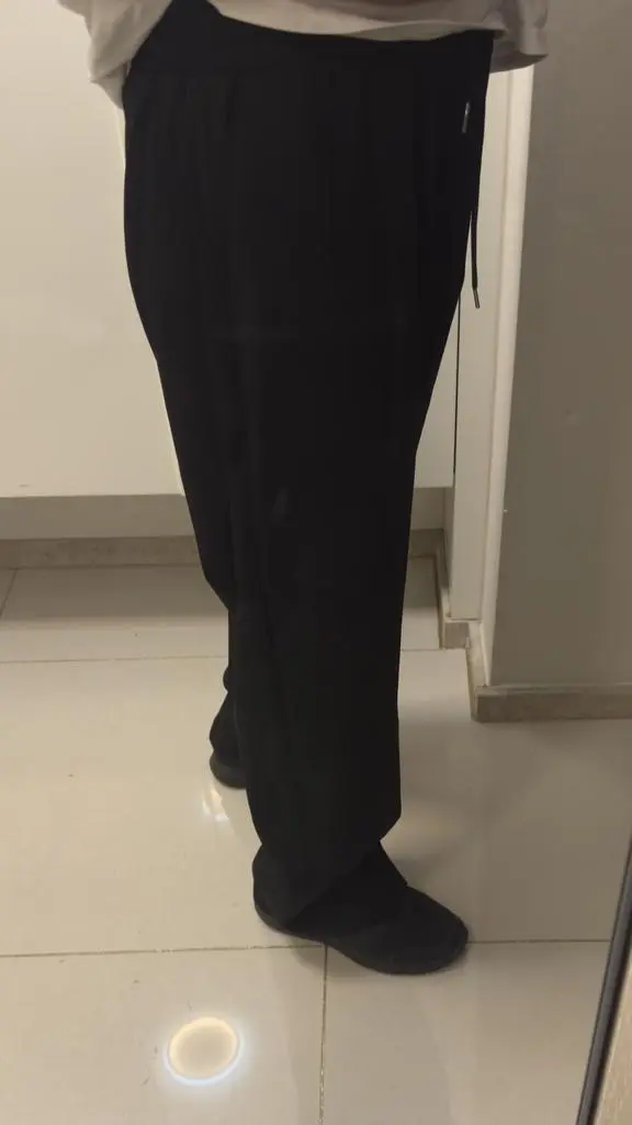 밴딩덕에 착용감도 ㅁ편하고 트렌디한 와이드실루엣입니다~~~
