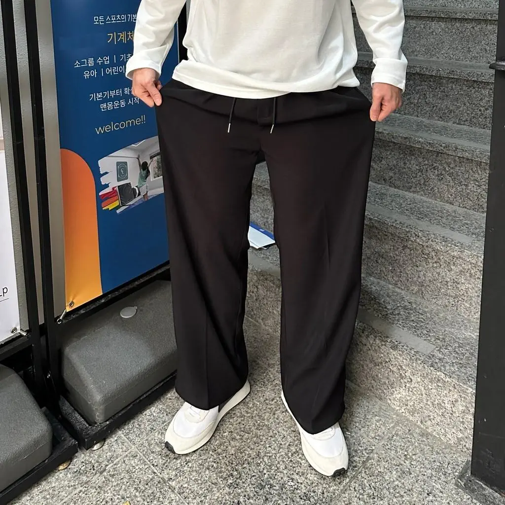 172 60키로 S사이즈 딱좋아요
