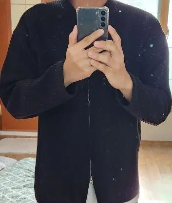 정말 잘 구매했다는 생각이 듭니다. 코디가 예뻐서 셔츠도 구매 예정입니다.