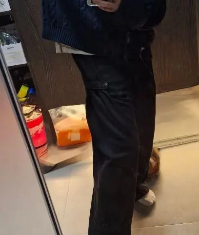 원단 탄탄해서 오래 입어도 모양 안 무너지는게 제일 좋네요! 잘 입을게요 