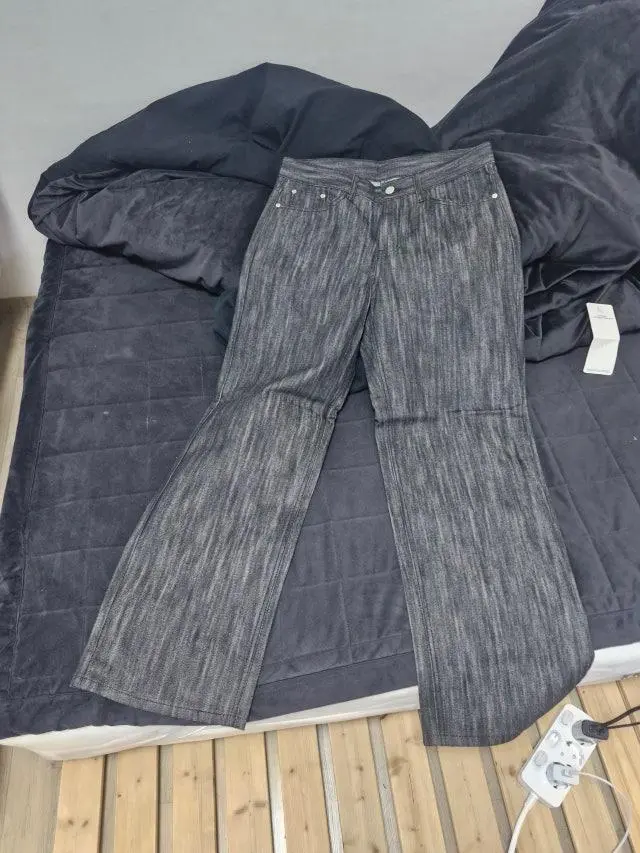 이뻐요 좋은가격으로 잘 구매했습니다 색감 짱짱
