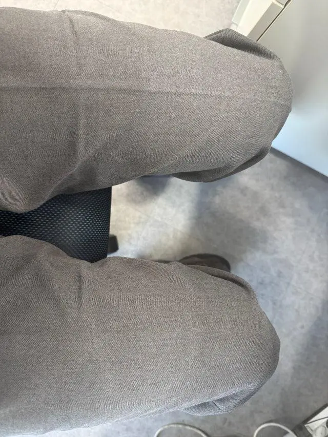 괜찮아요 한겨울에 입기에는 조금 추울수도
