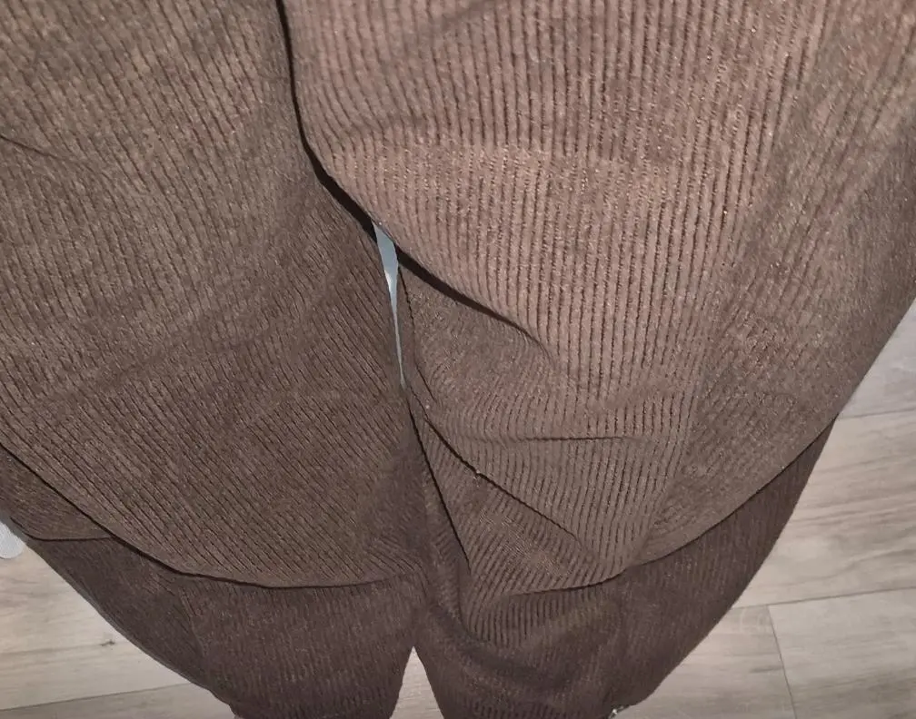 색감 사진으로 봤을 떈 이뻐서 주문했는데 받아도 이쁘네요 색 다양하고 원 플 원이여서