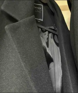 롱코트 처음인데 부담 없이 입기 좋네요 
