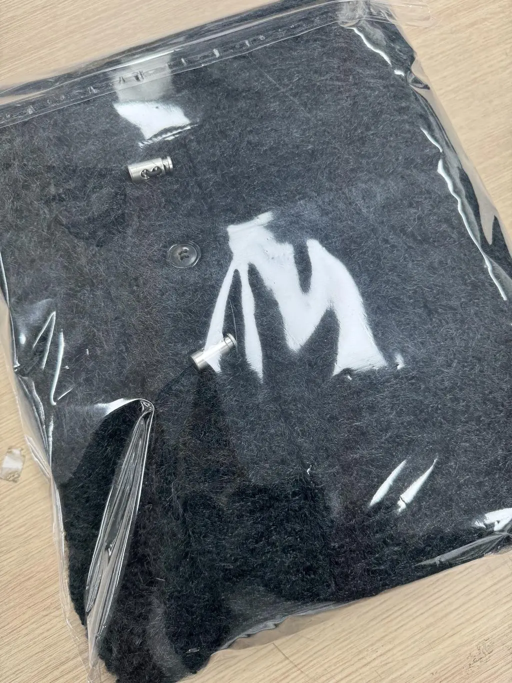 털감이 포인트가 되어서 너무 멋지네요 
