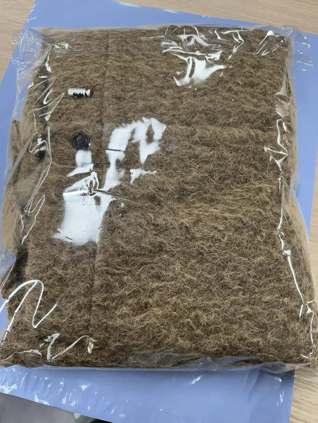 배송도 깔끔하고 옷도 좋네요 잘 입을게요 