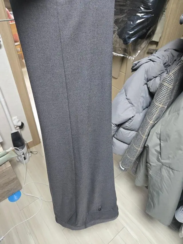 좋은 질감의 의류 입니다.
