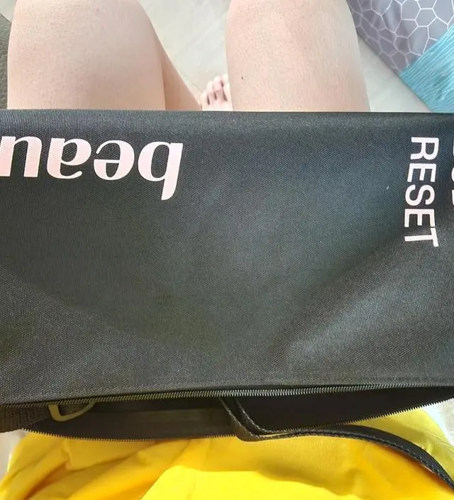 뷰릿폼룰러 넣고 반정도를 다른걸로 담아둘 수 있어서 좋더라구요
