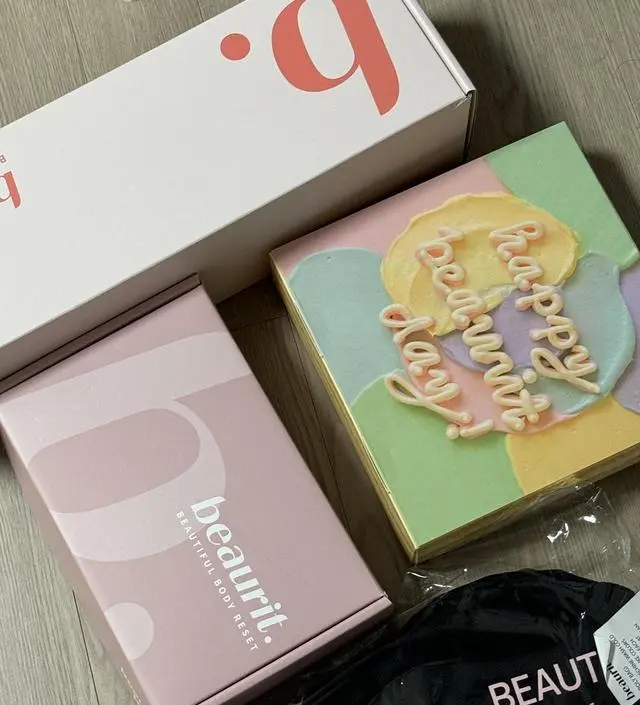 필테시작하고 코어힘이 더필요한거를 느껴서 친구한테 추천받아서 할인하는김에 코클까