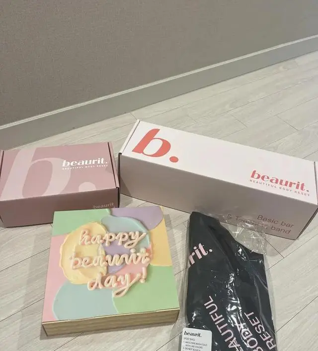 상품포장도 너무 이쁘구ㅎ.ㅎ 기구 하나하나 예쁘고 효과좋고 다 너무 좋아요🫶🏻
