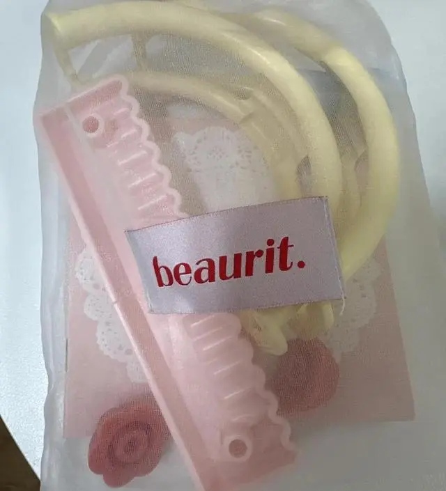 운동 도구들은 부피 크고 무거워서 휴대성이 떨어지기 마련인데 모든면에서 놀라운 뷰릿