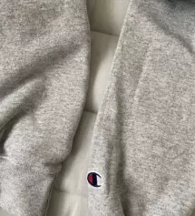 8900원 주고 샀어요. 도톰하니 좋아요. 색상은 연회색입니다.