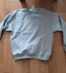 xl입는데 l사니까 딱 좋은거 같아요.얇긴한데 적당해서 좋아요.