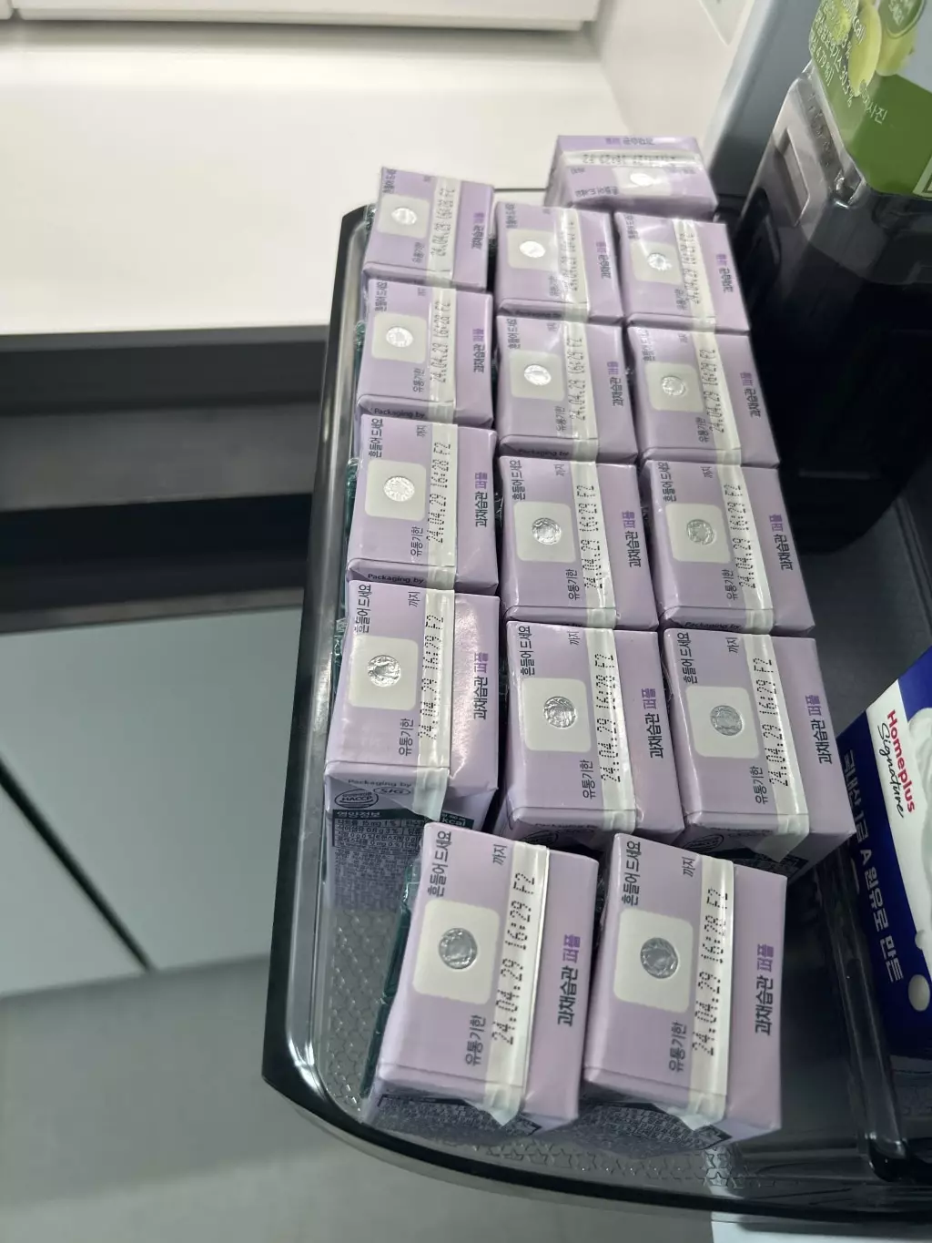 아이와 남편이 너무 좋아하네요:) 다먹으면 재구매 예정이예요:) 