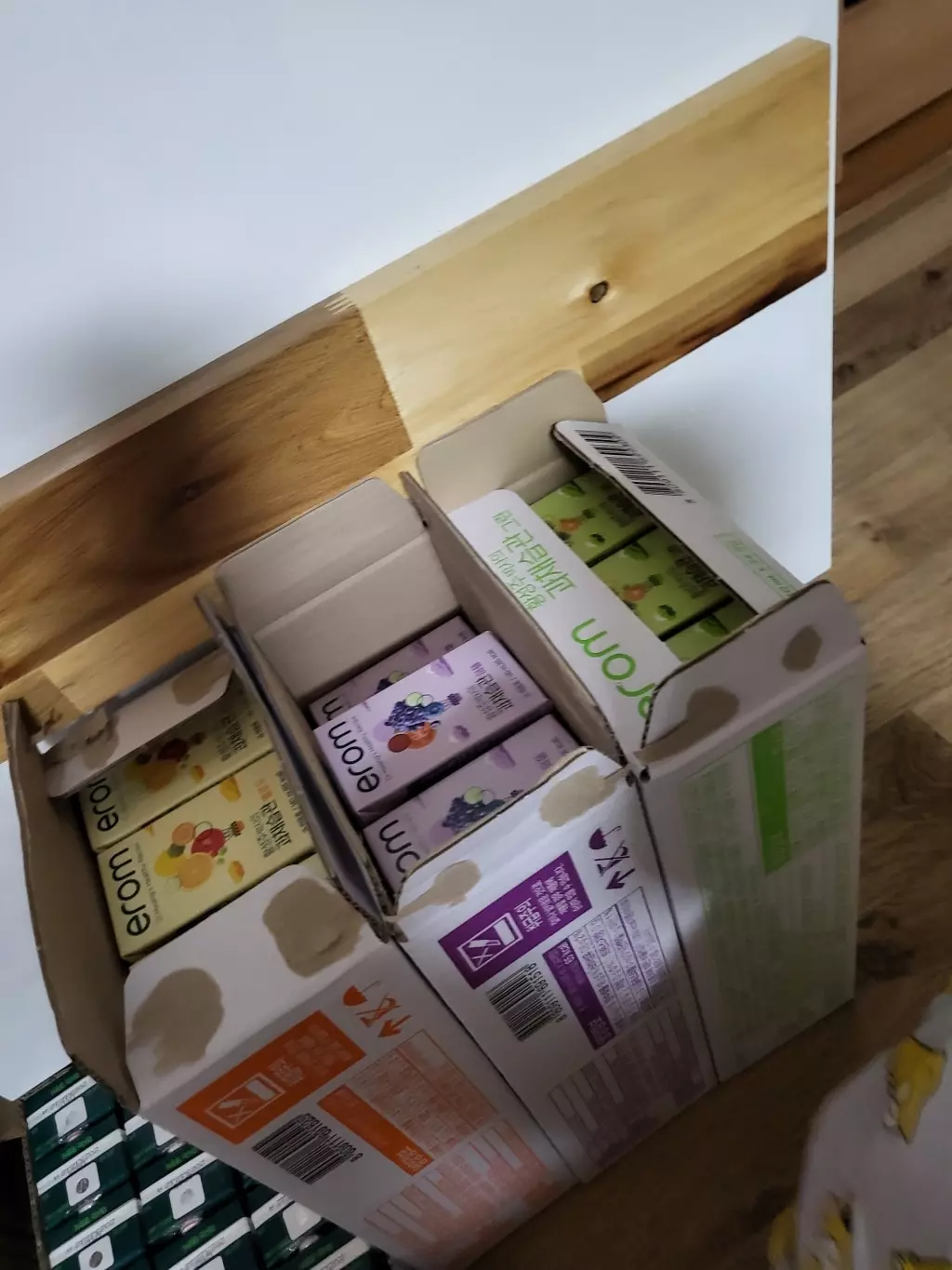 과채주스 3종류 다맛보고싶어서 구입했어요.
