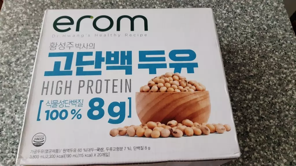 늘 구매하여 먹고 있는 상품입니다. 달지 않아서 좋아요 고단백. 잘 포장 되어 도착했어