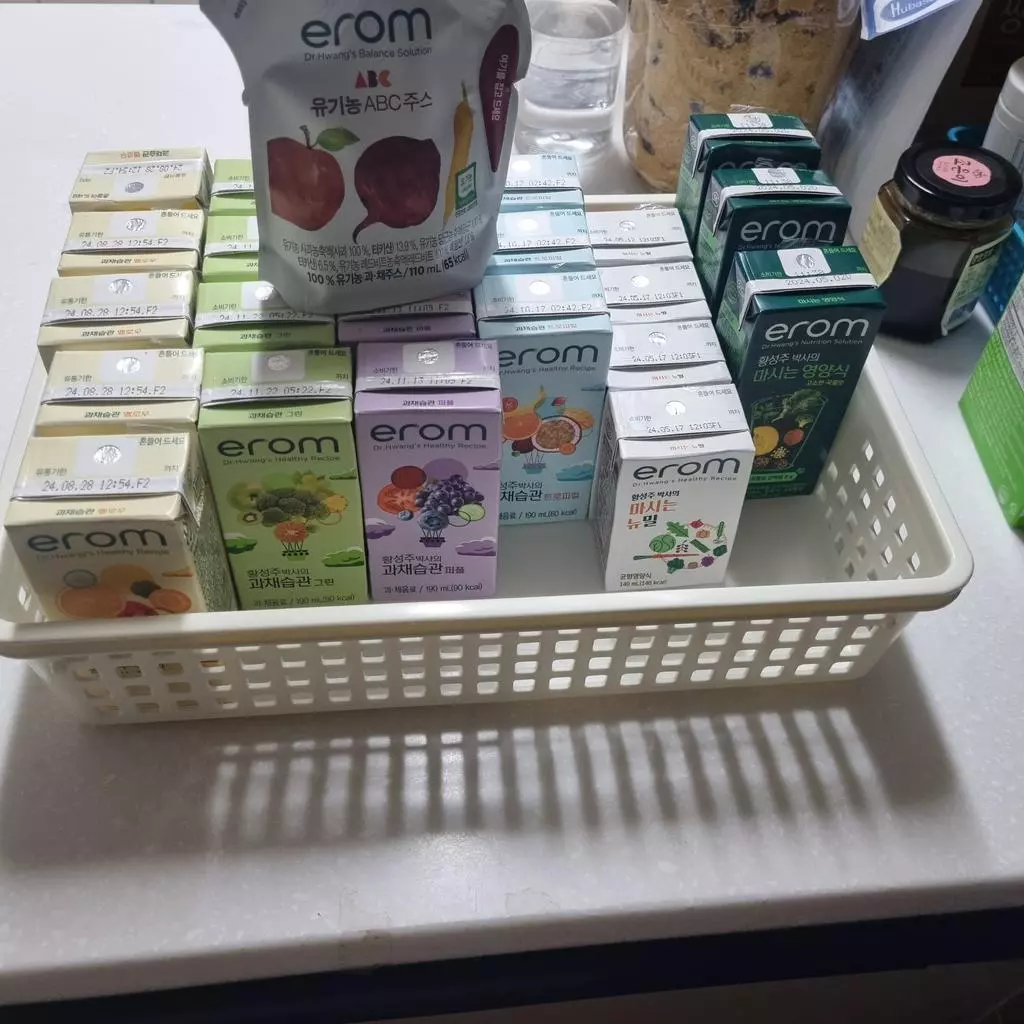 맛 괜찮네요^^ 양도 적은듯한데 마시면 부담안되고 적당해요-
