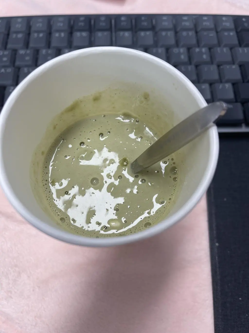 2년 넘게 먹고 있네요.  주5일 출근 후 연구실에서 아침을 황 선식으로 해결,  속도 편