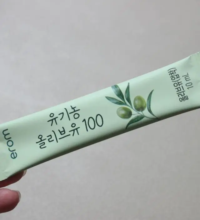 올리브유도 정말 다양한 회사가 있지만 아무래도 더 익숙한 이롬제품을 더 믿고 사게 되