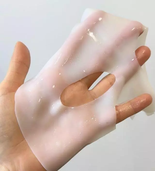 진짜 프롬메디 팩은 푸석하다 싶으면 말해뭐해 당장 구매를 갈겨야 되는 제품이고 저는