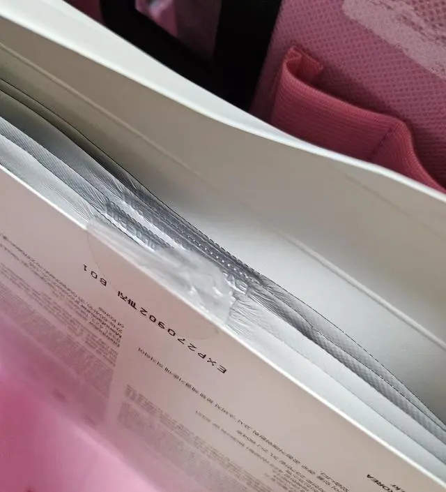 써본 마스크팩 중 최고에요!자면서도 인상을 쓰는지 일어나면 미간주름이 진했는데..이