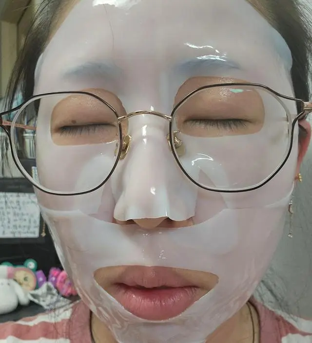 마스크팩 하는동안 피부가 정말 시원해요 이걸 왜이제 알았을까요?ㅜ 여름에도 하면 모